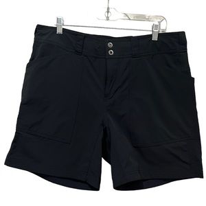 REI Co Op Women’s 14 Black Screeline Hybrid Shorts R